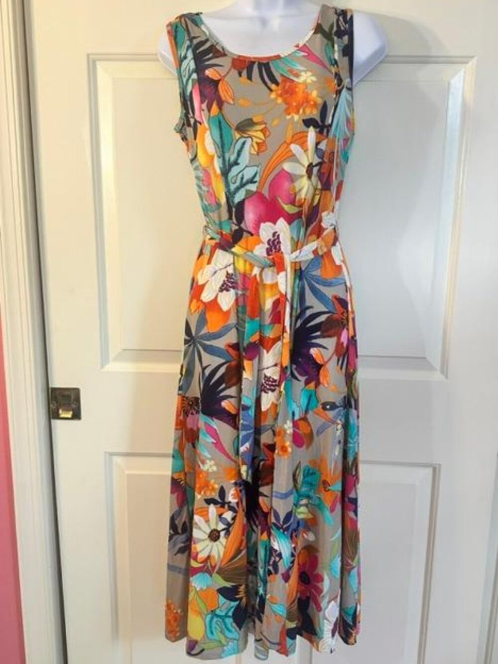 * Nina Leonard Floral Midi Flare Sleeveless Tropical Print Belted NWT Size Small